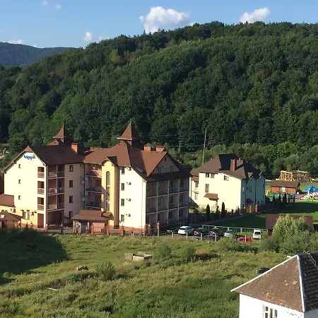 Polyana Apart شقة